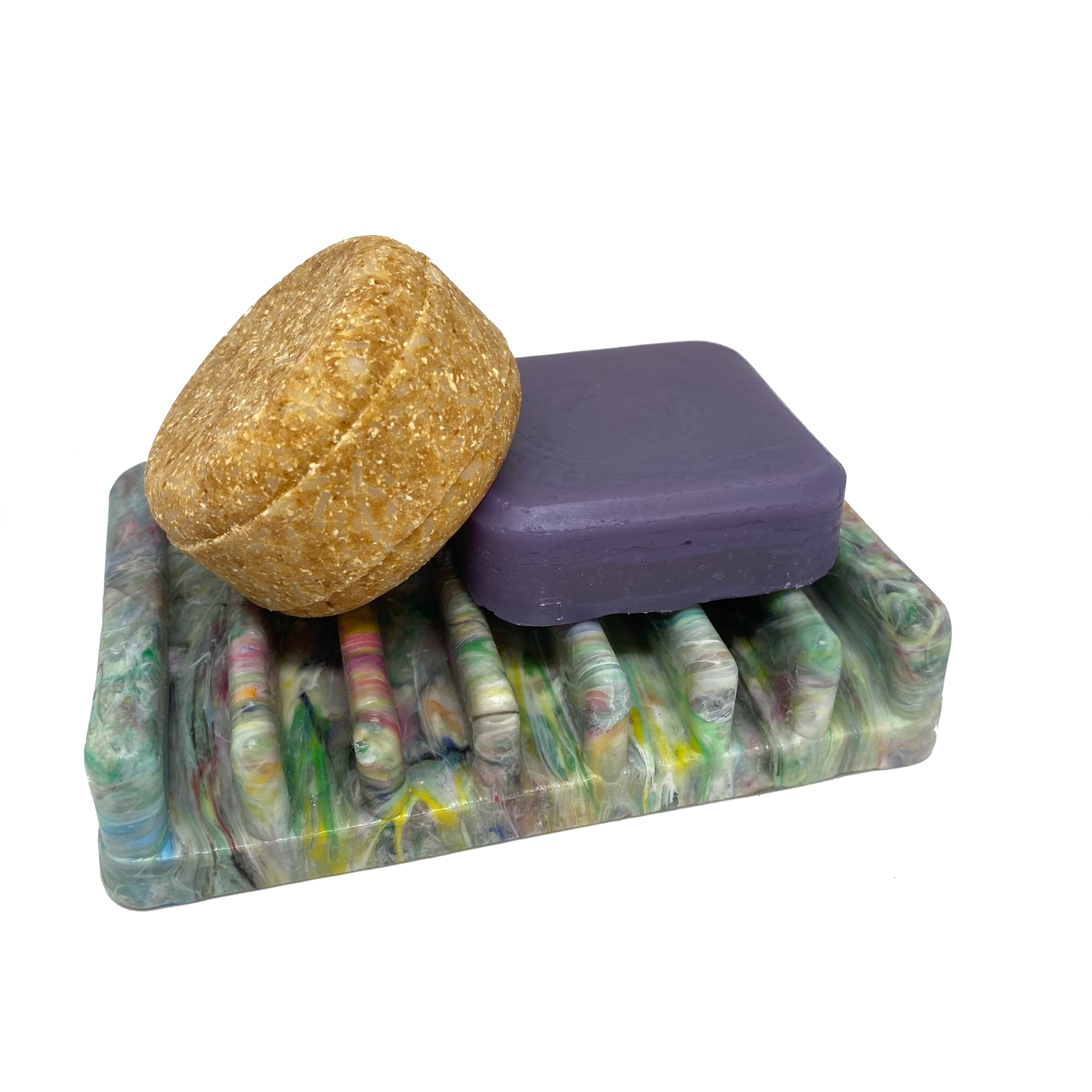 Jabonera hecha de plastico recicable